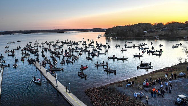 Is There a Fishing Tournament on Lake Hartwell Today?
